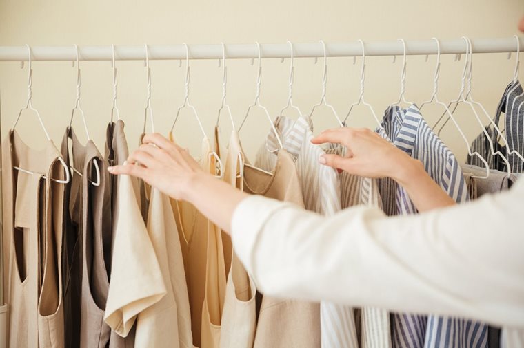 Comment conserver ses vêtements dans un garde-meuble ? — STOCK AVENUE